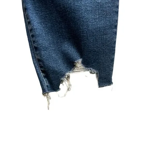 NWT Good American Plus Size Blue Jeans Shark Bite Hem - Size 24 - Picture 6 of 8